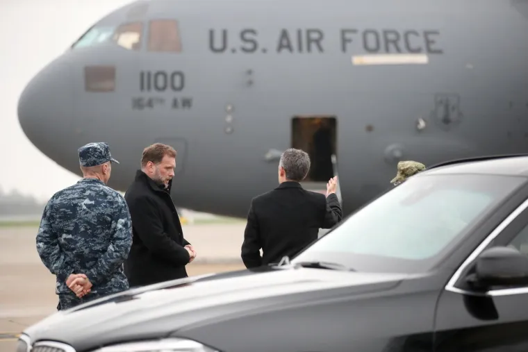 Pogledajte kakva je grdosija sletjela u Zagreb! Ni Banožić nije skrivao oduševljenje, ali se sjetio i Milanovića: 'Valjda je doživio nekakvo prosvjetljenje'
