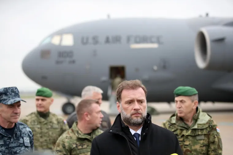 Pogledajte kakva je grdosija sletjela u Zagreb! Ni Banožić nije skrivao oduševljenje, ali se sjetio i Milanovića: 'Valjda je doživio nekakvo prosvjetljenje'