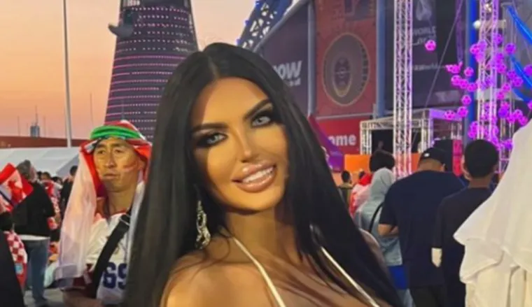 Najvatrenija hrvatska navijačica neće moći bodriti Vatrene u Kataru, ali je zato sve počastila novim seksi fotkama