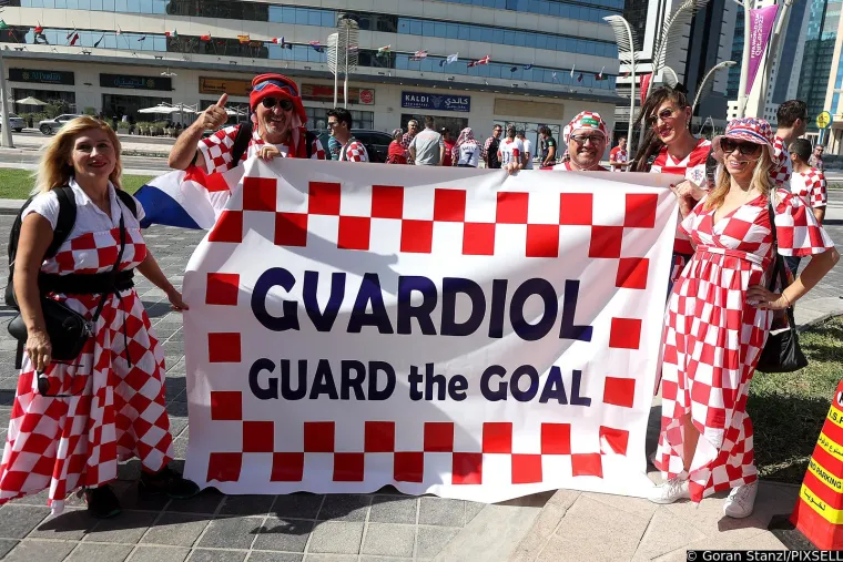 Hrvatska reprezentacija podijelila piva navijačima, nisu im smetale zabrane u Kataru