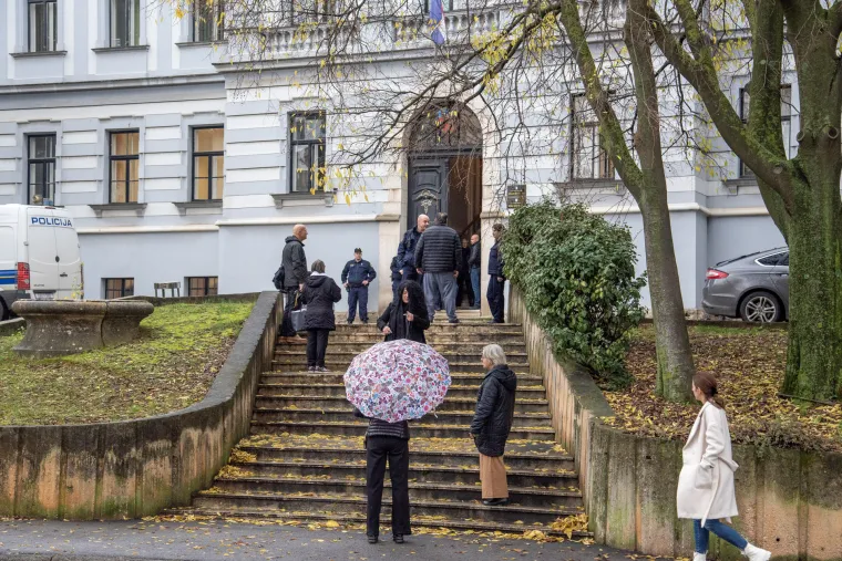 Pogledajte kako je izgledalo opsadno stanje diljem zemlje zbog prijetnje bombama