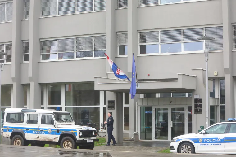 Pogledajte kako je izgledalo opsadno stanje diljem zemlje zbog prijetnje bombama