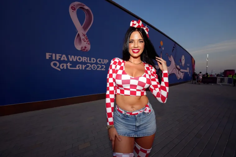 Ivana Knoll je na susret Hrvatske i Japana do&scaron;la u novoj kombinaciji koja obara s nogu