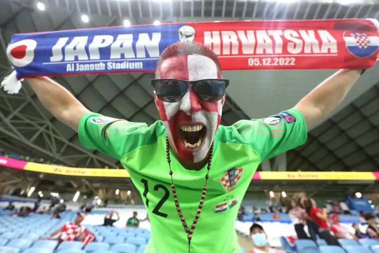 Andrej Plenković se ukazao u svečanoj loži: Evo u čijem društvu prati Vatrene, tamo je i Kolindin omiljeni nosač torbe