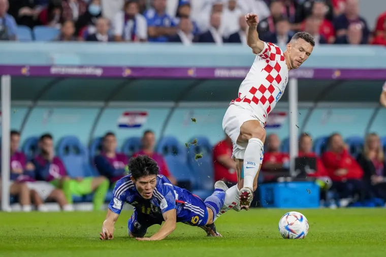 Od 'dječaka' do mu&scaron;karca: Ovo je Ivan Peri&scaron;ić danas, a sjećate li se kako je izgledao na debiju za Vatrene?