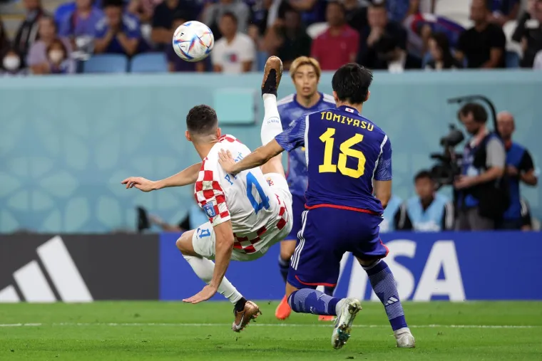 Od 'dječaka' do mu&scaron;karca: Ovo je Ivan Peri&scaron;ić danas, a sjećate li se kako je izgledao na debiju za Vatrene?