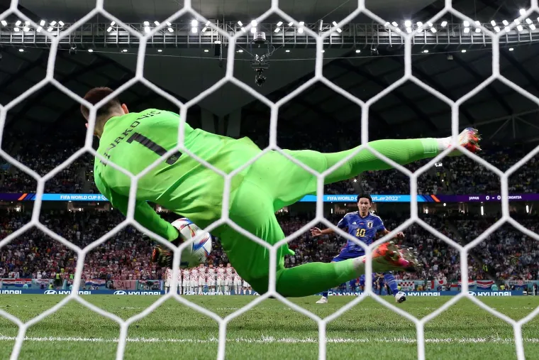 Vatreni u svom stilu do&scaron;li do četvrtfinala SP-a: Čudesni Livaković zaključao vrata i poslao Japance kući