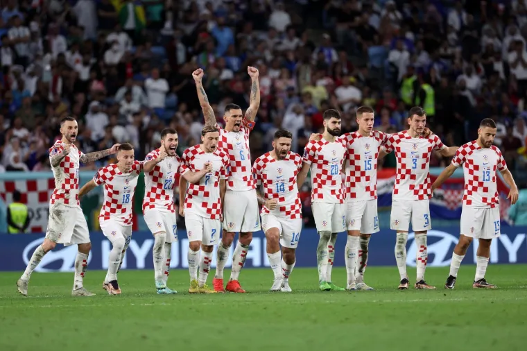 Vatreni u svom stilu do&scaron;li do četvrtfinala SP-a: Čudesni Livaković zaključao vrata i poslao Japance kući
