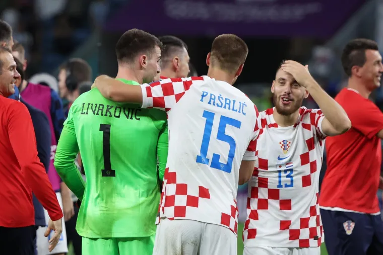 Vatreni u svom stilu do&scaron;li do četvrtfinala SP-a: Čudesni Livaković zaključao vrata i poslao Japance kući