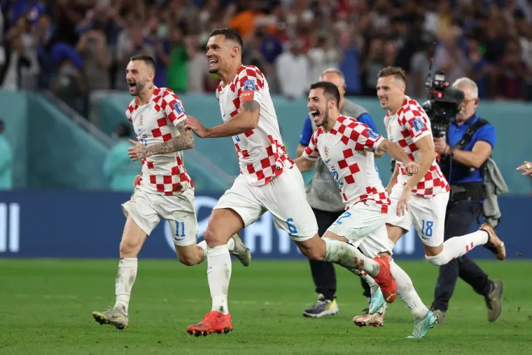 Vatreni u svom stilu do&scaron;li do četvrtfinala SP-a: Čudesni Livaković zaključao vrata i poslao Japance kući