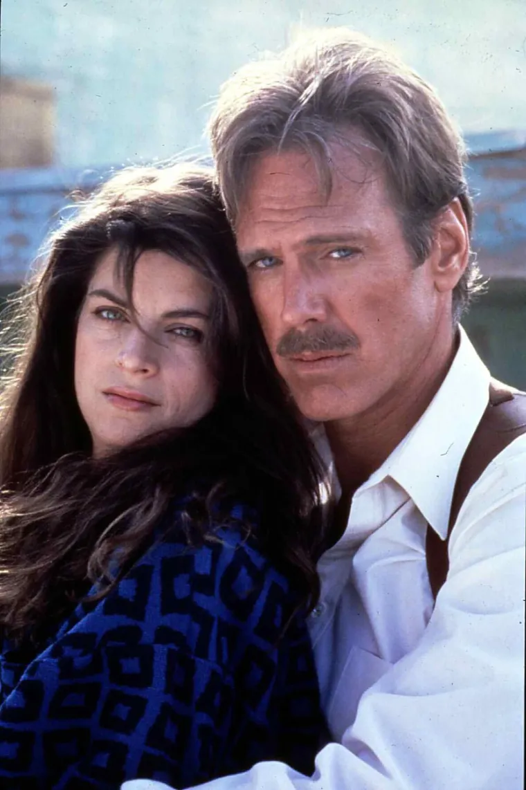 Kirstie Alley glumila je u najpoznatijim filmovima i serijama 80-ih i 90-ih godina. Proslavila se ulogom Rebecce Howe u seriji &quot;Kafić uzdravlje&quot;, a publika ju je obožavala i u seriji &quot;Veronikine tajne&quot;. 