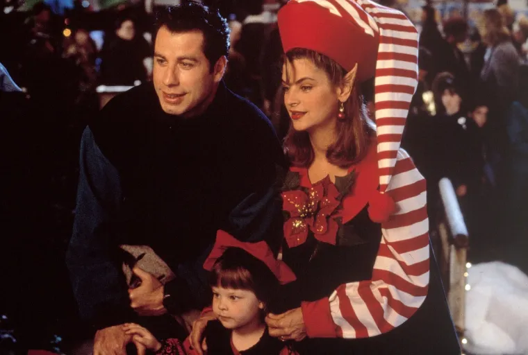 Glumica je dodala kako je flert zaustavila Travoltina pokojna supruga koja ju je otvoreno pitala zašto to radi, a Alley je tada odlučila prestati.

