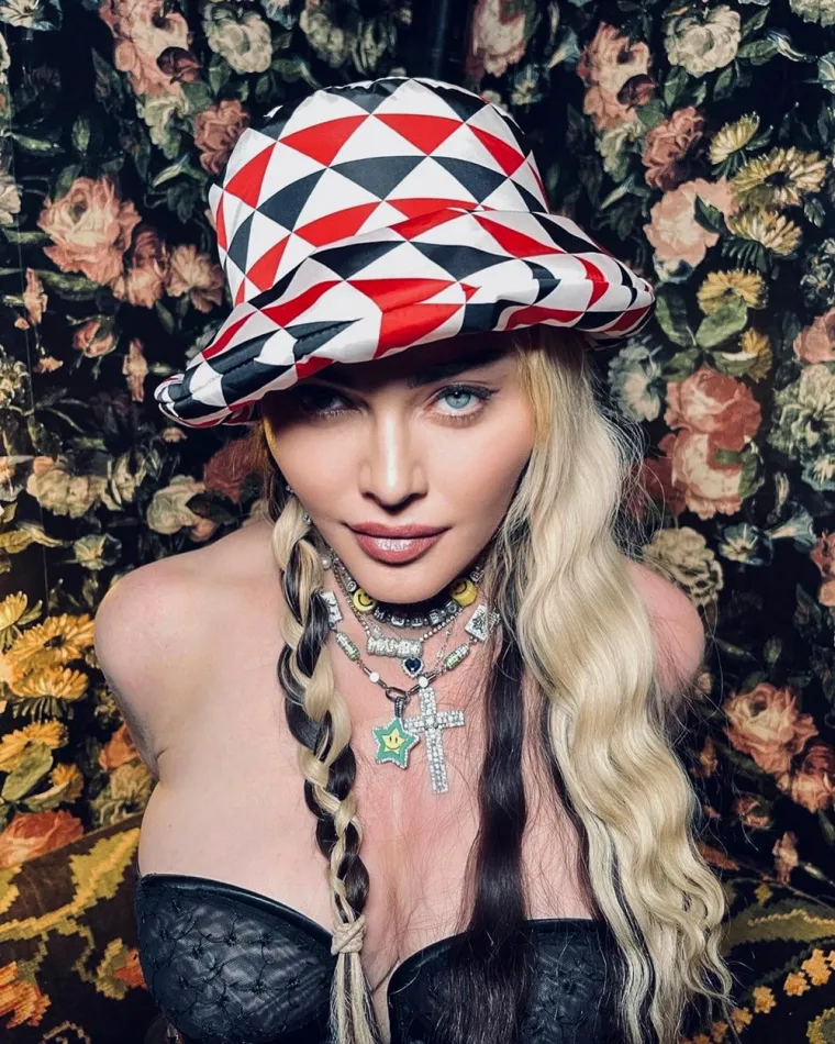 Madonna nas je 2022. zaprepaštavala operacijama, ekstravagantnim kombinacijama, ali i golotinjom i raskalašenim partyjima