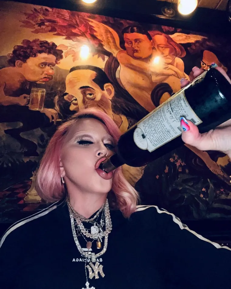 Madonna nas je 2022. zaprepa&scaron;tavala operacijama, ekstravagantnim kombinacijama, ali i golotinjom i raskala&scaron;enim partyjima