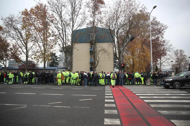 Tisuću prosvjednika Čistoće: 'Ako nas ne poslu&scaron;aju, za Božić idemo u &scaron;trajk'