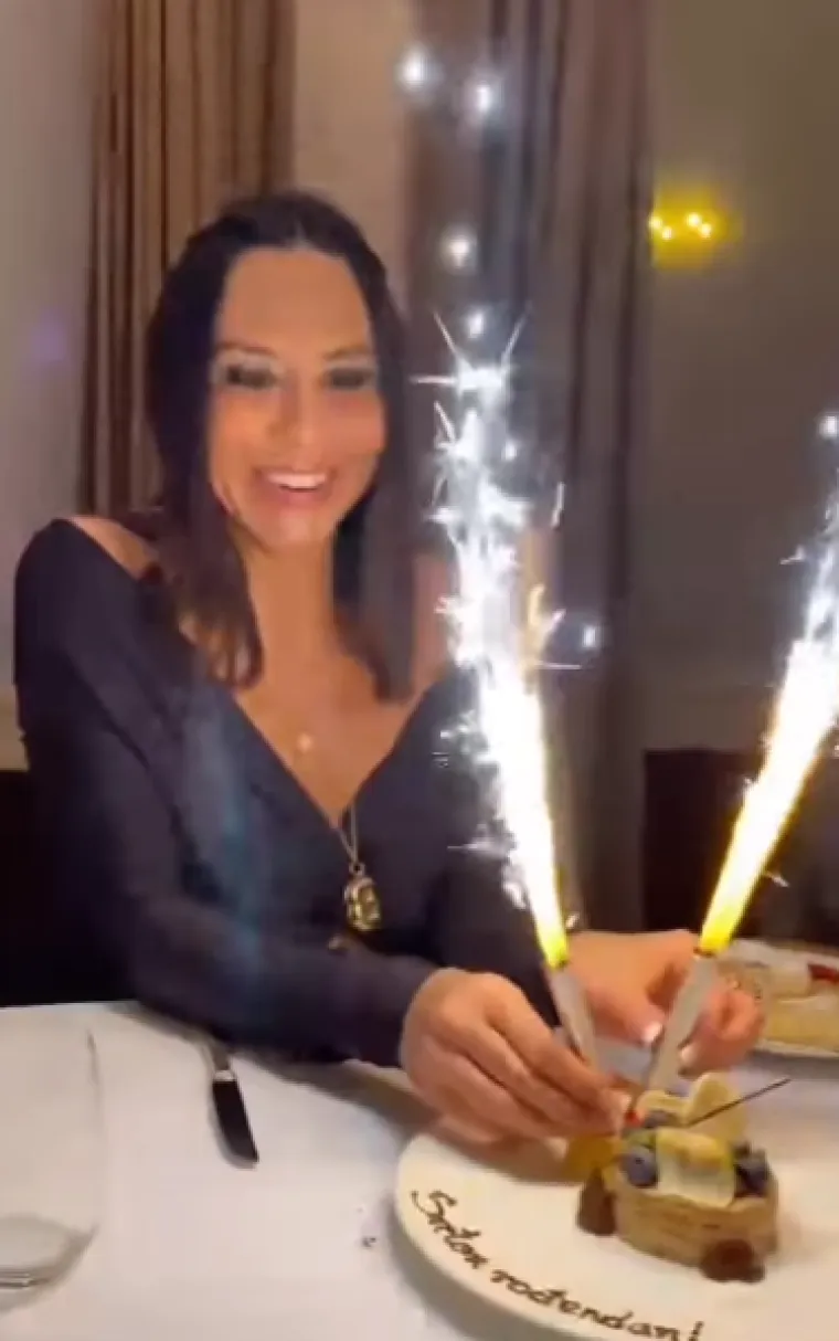 Borna Kotromanić proslavila 52. rođendan u luksuznom zagrebačkom hotelu: Naravno da je za tu prigodu odabrala opako provokativan outfit