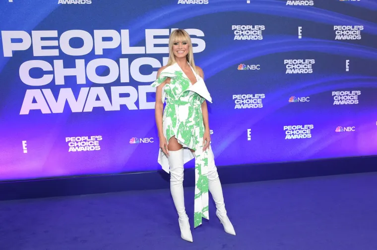 Sagnula se Heidi Klum i skoro sve otkrila: Rukom je pridržavala haljinu kako bi izbjegla neželjene prizore