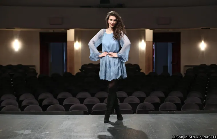 Ornela i Andrej bili su u vezi par mjeseci 2011. godine, a glumica je tada otkrila da je to bila ljubav na prvi pogled. No, prekid nije htjela komentirati.