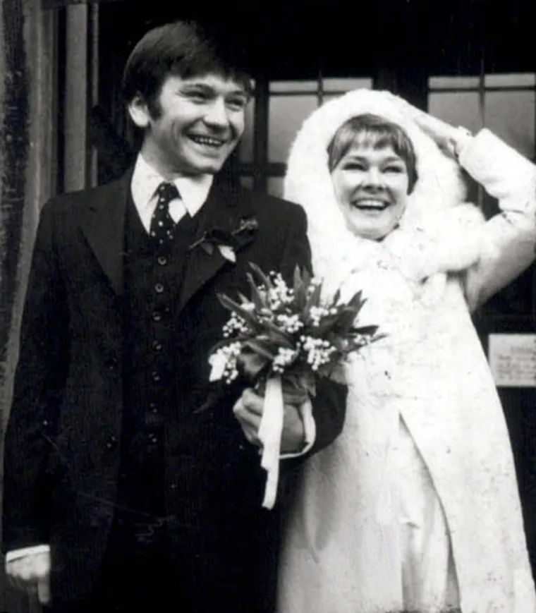 Godine 1971. Judi se vjenčala s britanskim glumcem Michaelom Williamsom, s kojim je 1972. dobila kćer Taru Cressidu Williams. Ona se također bavi glumom, a poznatija je pod umjetničkim imenom Finty Williams. Michael je preminuo 2001., u 65. godini, od raka pluća.