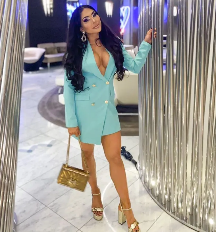 Nasrin je rekla: &ldquo;Nemate kontrolu nad mi&scaron;ljenjima drugih ljudi i ljudi imaju pravo na svoje mi&scaron;ljenje."