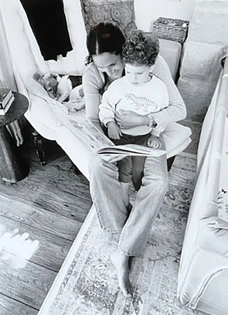 Meghan i Harryju se crno pi&scaron;e? Palača se oglasila o kontroverznom dokumentarcu, procurile i nikad viđene privatne snimke!