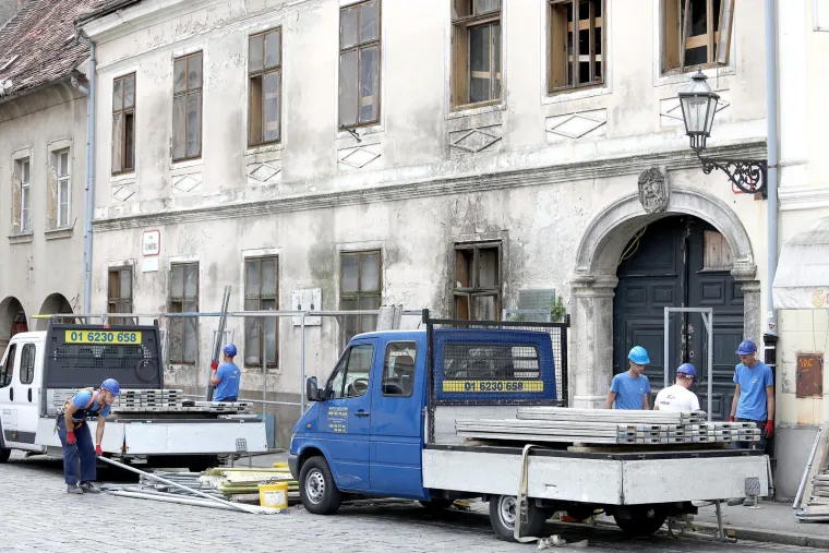  A 2020. godine postavlja je skela...