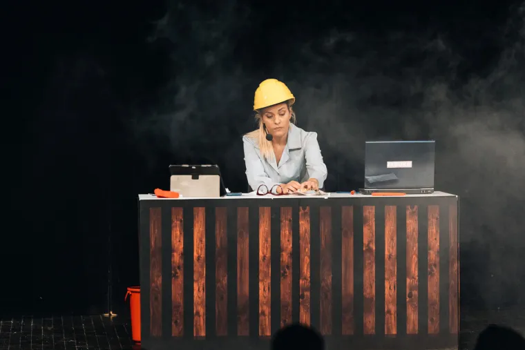 &quot;Premijera je prošla savršeno! Po reakcijama publike rekla bih da su se dobro nasmijali i zabavili, a sigurna sam da su se neki u nekim situacijama i prepoznali. S obzirom da smo prije tjedan dana imali prvu pretpremijernu izvedbu, za zagrebačku publiku mi je bilo lakše igrati, no osjećala sam posebnu vrstu uzbuđenja jer su me došli gledati moji najdraži!&quot;, rekla je glumica Katarina Baban.