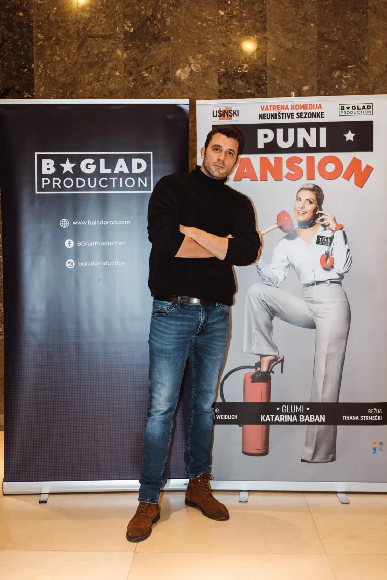 Matko Kne&scaron;aurek