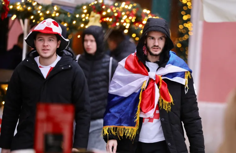 Od sjevera do juga svi uz Vatrene: Pogledajte kako se navija diljem Hrvatske
