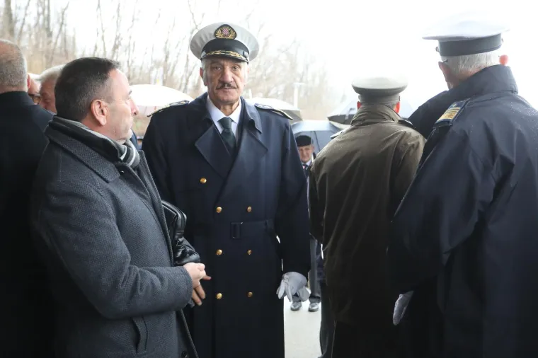 Pokopan general Pavao Miljavac, na ispraćaju obitelj, prijatelji, suborci i brojni političari