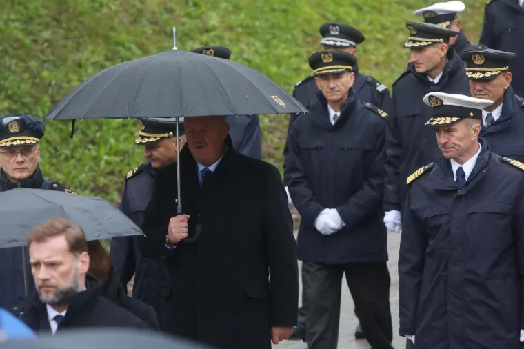 Pokopan general Pavao Miljavac, na ispraćaju obitelj, prijatelji, suborci i brojni političari