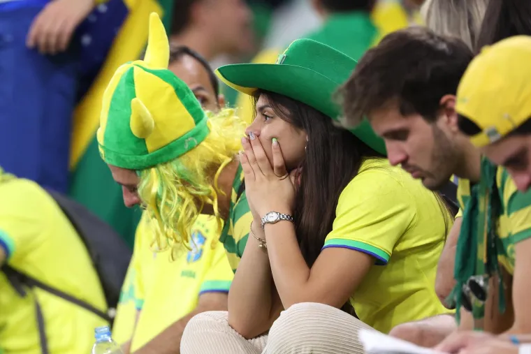 FOTO Krokodilske suze brazilskih navijača. Slomili se nakon poraza od Hrvatske