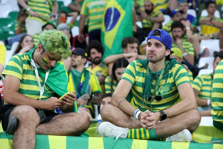 FOTO Krokodilske suze brazilskih navijača. Slomili se nakon poraza od Hrvatske