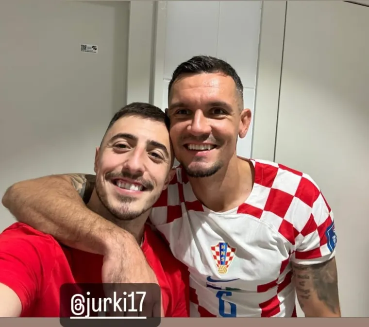 FOTO Javili se Vatreni iz svlačionice! Pogledajte atmosferu nakon veličanstvene pobjede!