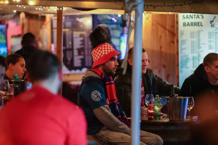 VELIKA NAVIJAČKA GALERIJA Hrvatska noćas neće spavati! Ludo slavlje se se prelilo na ulice