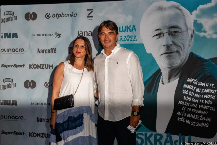 &quot;Krenuli smo od nule. Bili smo cura i dečko koji su htjeli nešto napraviti od života. Željeli smo zajedno nešto izgraditi. Bilo je uspona i padova, bili smo ponekad i pred zidom, ali sve smo uspjeli prebroditi&quot;, rekao je Zlatko o njihovom zajedničkom životu.