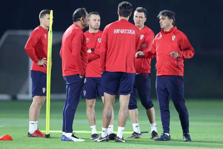 Jo&scaron;ko Gvardiol propustio trening Vatrenih: Zlatko Dalić donio važnu odluku glede ponajboljeg reprezentativca na SP-u