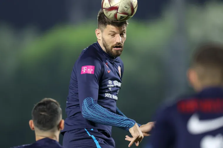 Jo&scaron;ko Gvardiol propustio trening Vatrenih: Zlatko Dalić donio važnu odluku glede ponajboljeg reprezentativca na SP-u