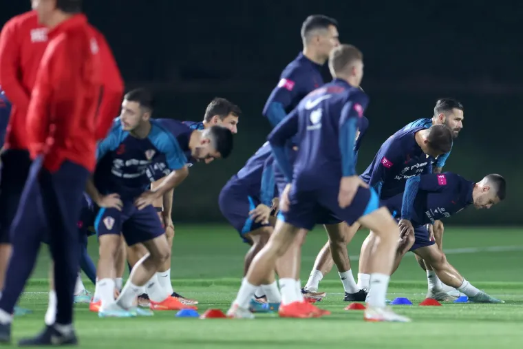 Jo&scaron;ko Gvardiol propustio trening Vatrenih: Zlatko Dalić donio važnu odluku glede ponajboljeg reprezentativca na SP-u