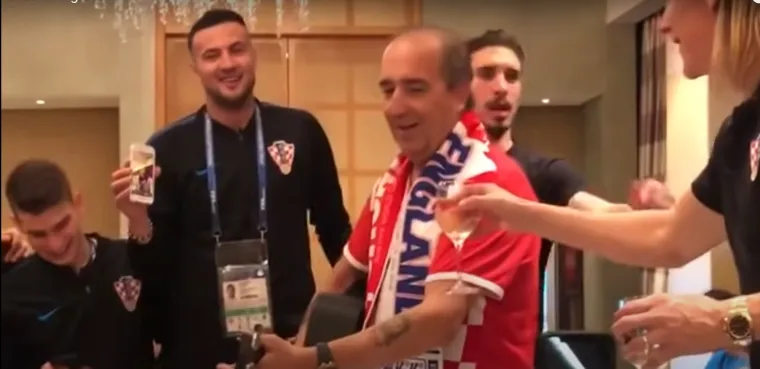 U Dohi je sve stalo, poput bombe je odjeknulo: Mladen Grdović stiže u Katar s gitarom iz Rusije koja je čuvana na tajnom mjestu u Dalmaciji