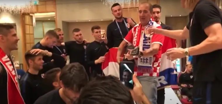 U Dohi je sve stalo, poput bombe je odjeknulo: Mladen Grdović stiže u Katar s gitarom iz Rusije koja je čuvana na tajnom mjestu u Dalmaciji