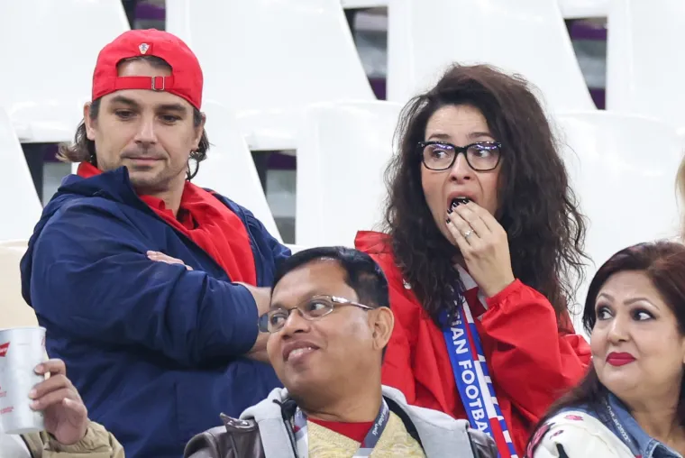 Niko Kranjčar pojavio se na tribinama Lusaila, tamo je u društvu bivšeg suigrača i slavne glumice