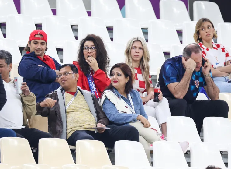 Niko Kranjčar pojavio se na tribinama Lusaila, tamo je u društvu bivšeg suigrača i slavne glumice
