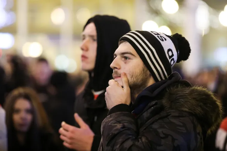 Navijači diljem Hrvatske jedva skrivali suze: Iako su ponosni do neba, u ovom trenu je smiješak teško staviti na lice