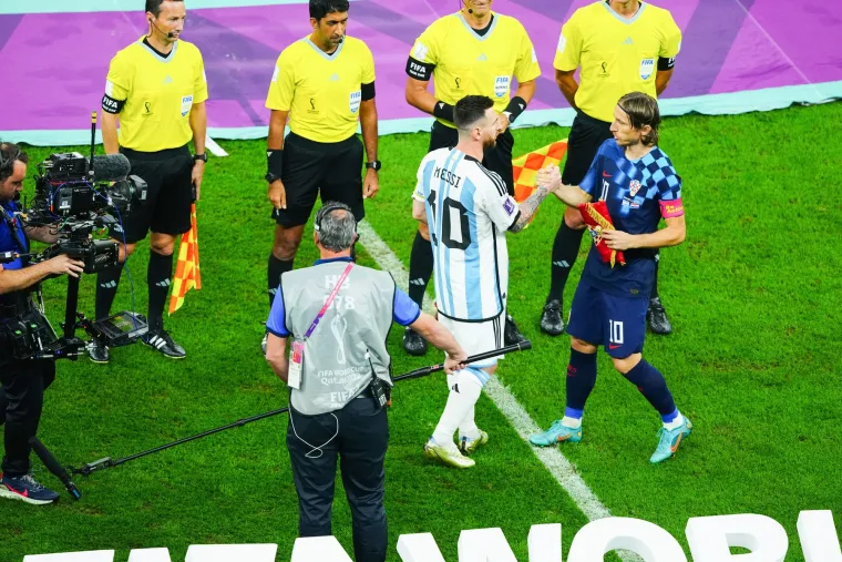 Modrić je klasa: Mislite li da nije čestitao Messiju? Ove fotografije su obi&scaron;le svijet