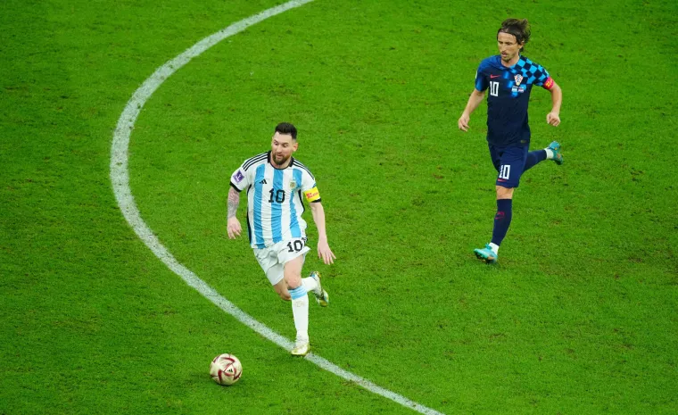 Modrić je klasa: Mislite li da nije čestitao Messiju? Ove fotografije su obi&scaron;le svijet