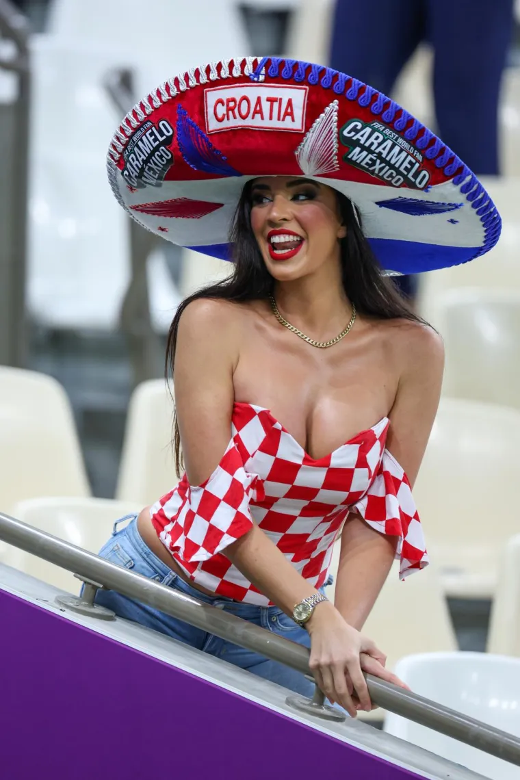 Miss Bum Bum zaratila s Knollicom: 'Gdje je sada Ivana Piranja koja je ismijavala Brazilce? Idi plesati u Hrvatsku!'