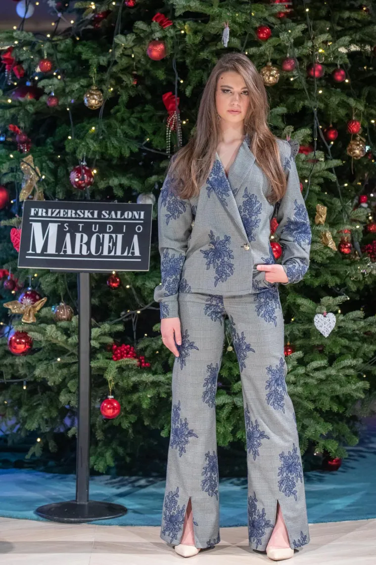 Snježana Mehun predstavila novu kolekciju otkačenih haljina, a jednu je 'ukrala' manekenki: Kojoj bolje stoji?