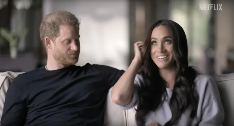 Podsjetimo, na streaming platformi Netflix objavljena su posljednji dijelovi dokumentarca o vojvodi i vojvotkinji od Sussexa, u kojem su detaljno opisali što je sve dovelo do njihovog razlaza od ostatka kraljevske obitelji.