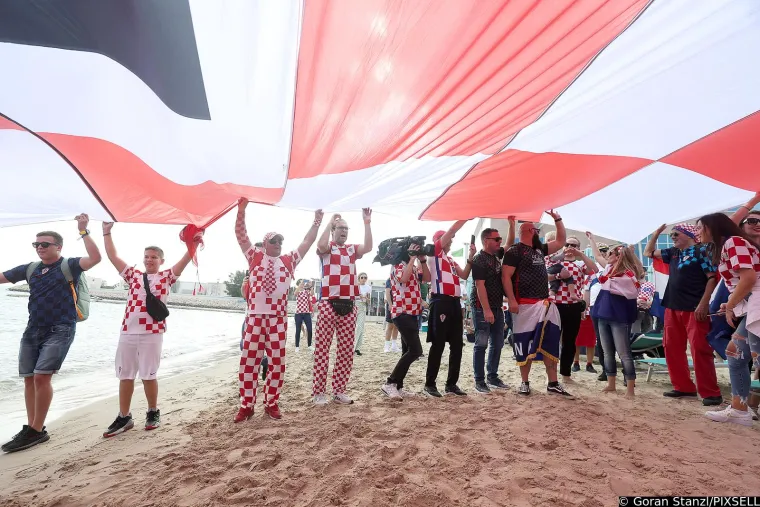 Navijači posljednji put izvukli najveću zastavu do sada, pogledajte tu gromadu